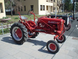 historicke-traktory.jpg